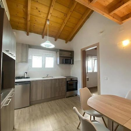 Theo Apartment Marathiás Dış mekan fotoğraf